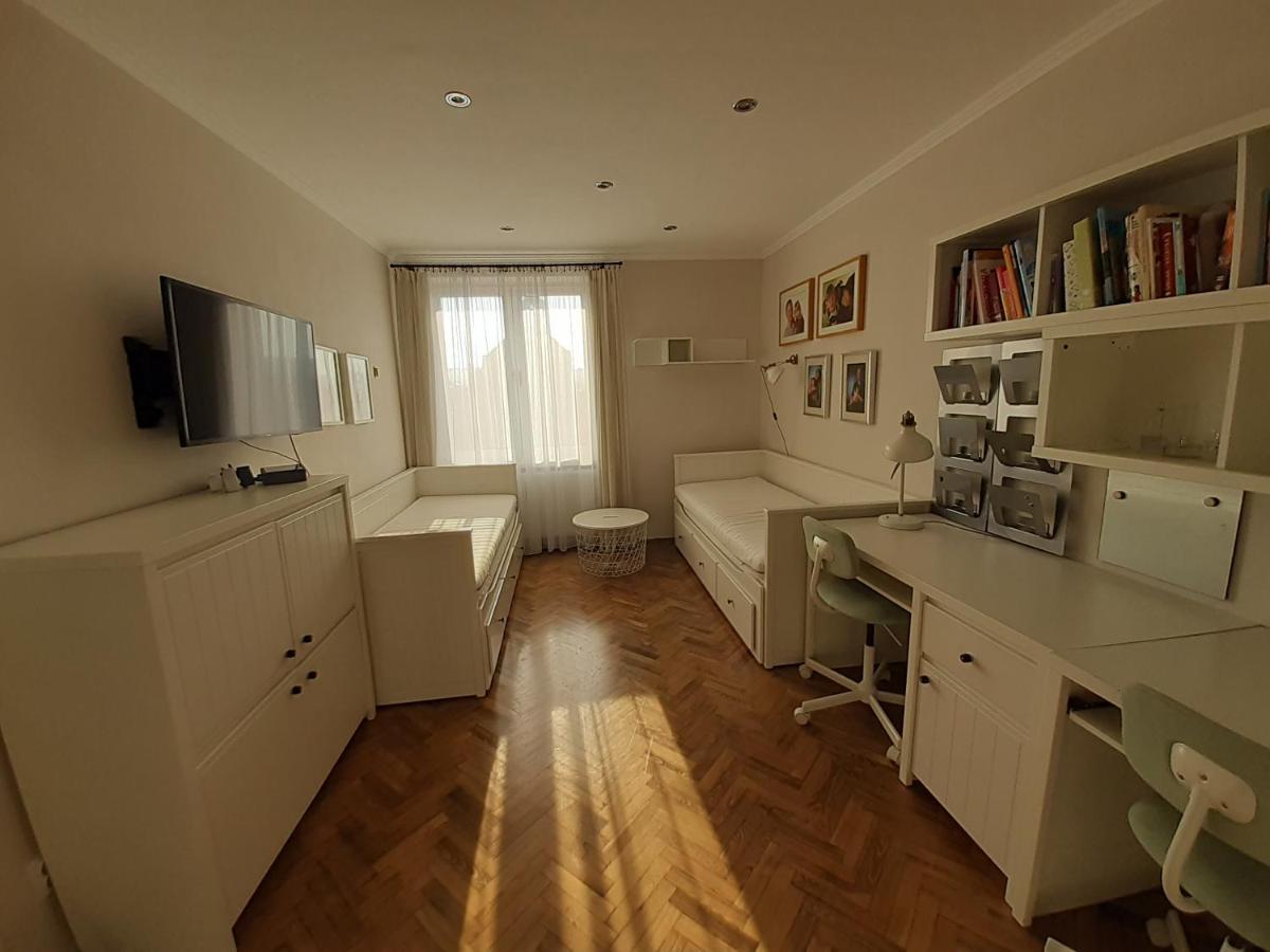 City Komfort View Apartment Kosice Ngoại thất bức ảnh